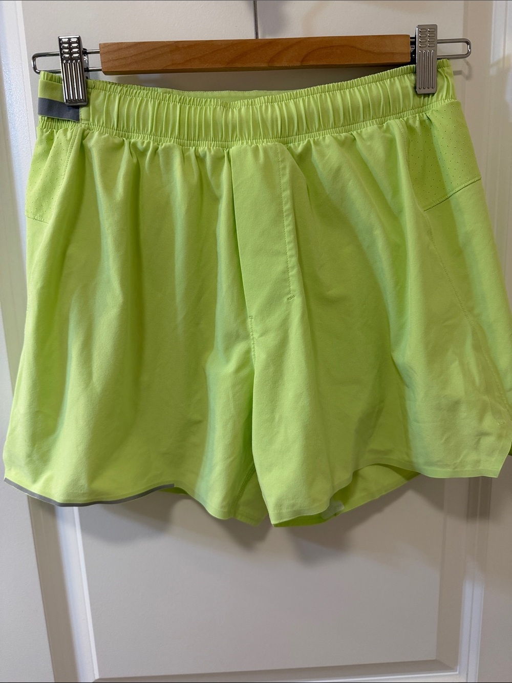 lululemon athletica Men's Athletic Shorts - Neon Lime
